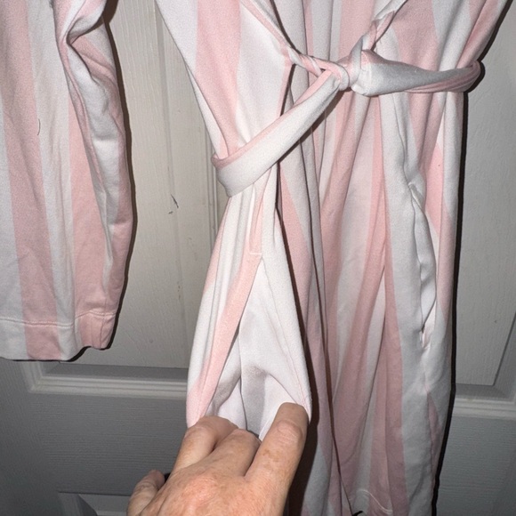 Kate Spade Blush and White Striped Robe - Picture 4 of 4